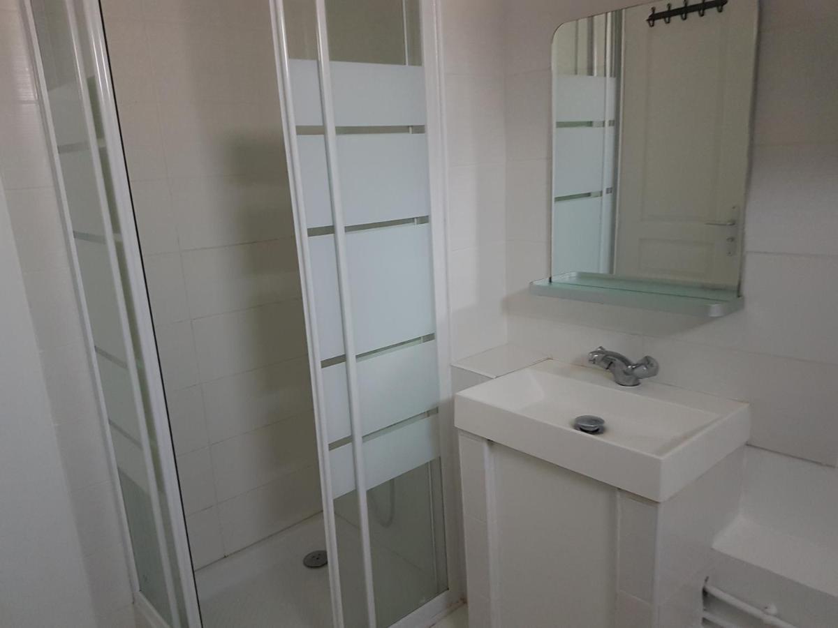 Appartement Avec Terrasse A Rosny-Sous-Bois Eksteriør bilde